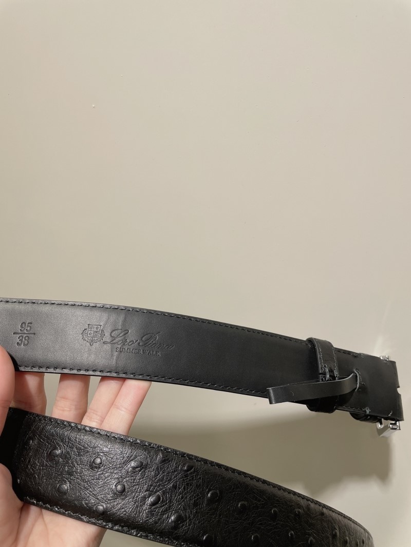 L0r0 P1ana belts